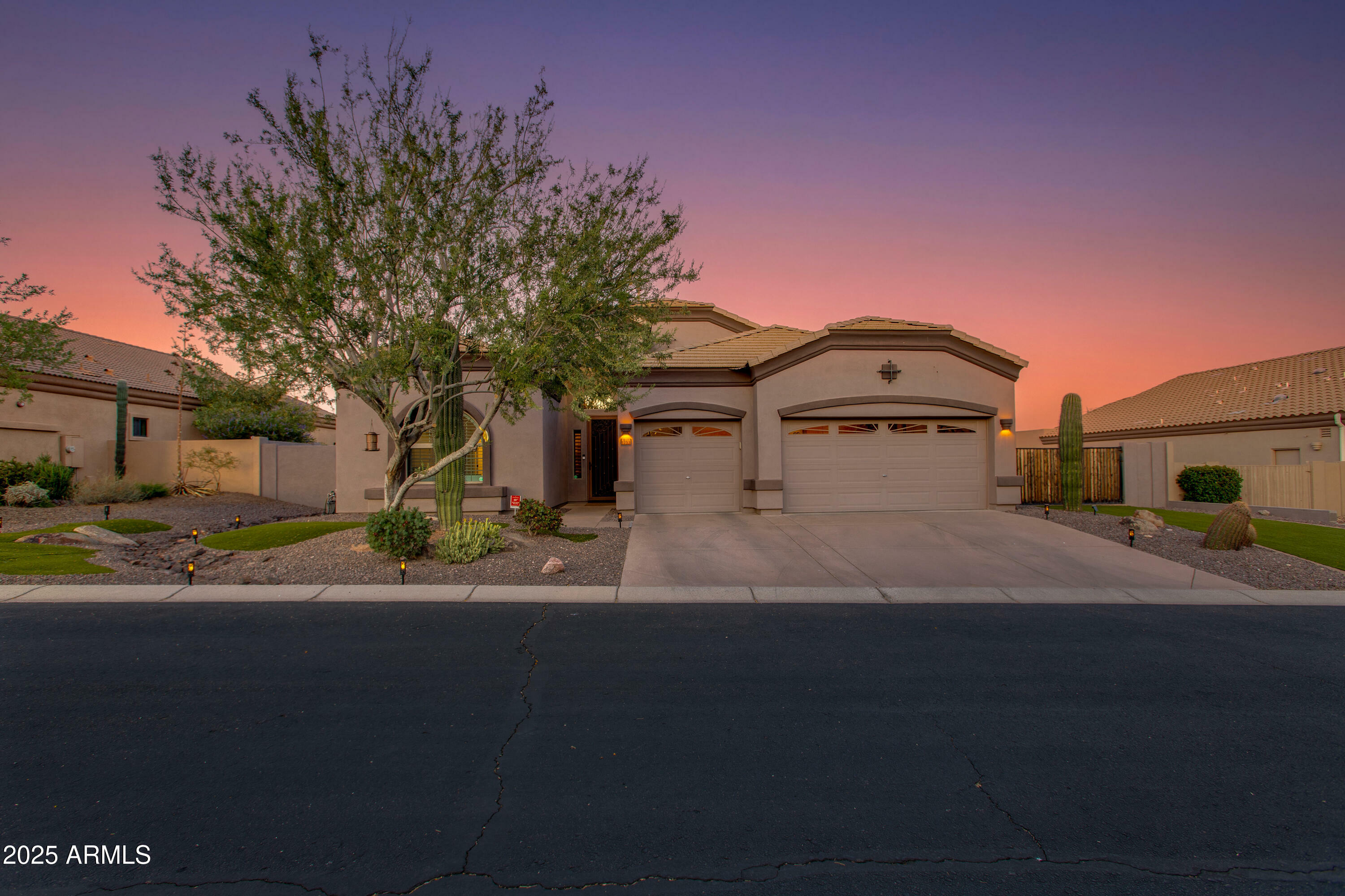 1753 N Berrett --  Mesa AZ 85207 photo