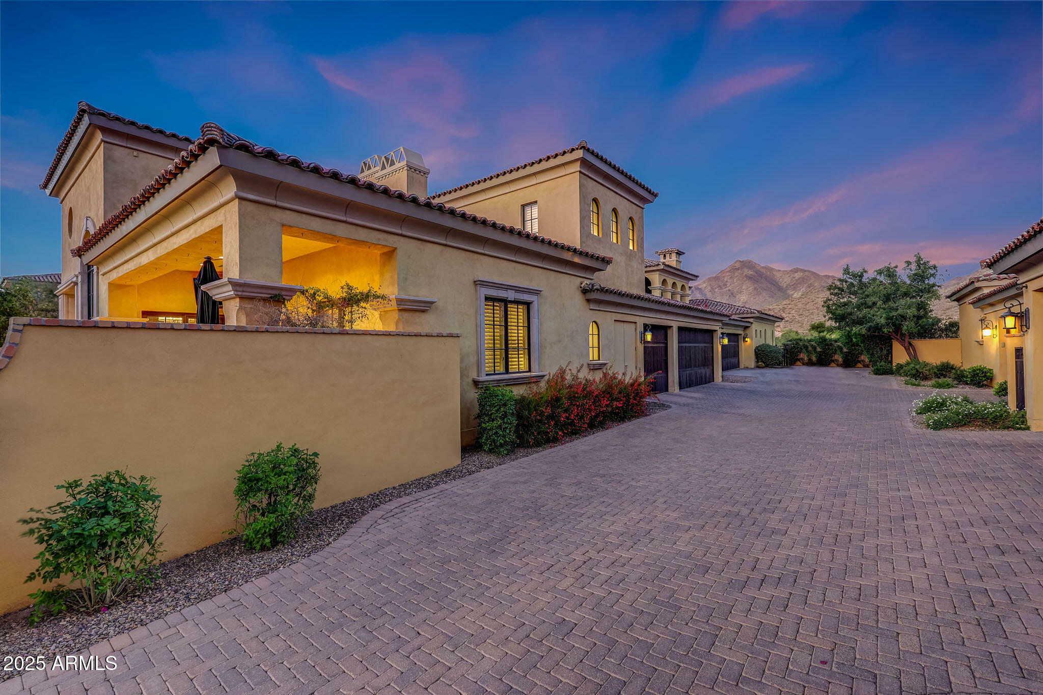 Property Photo: 18927 N 101st Street AZ 85255
