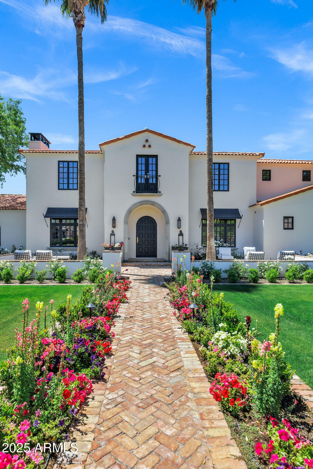 Property Photo: 2339 E Virgo Place AZ 85249
