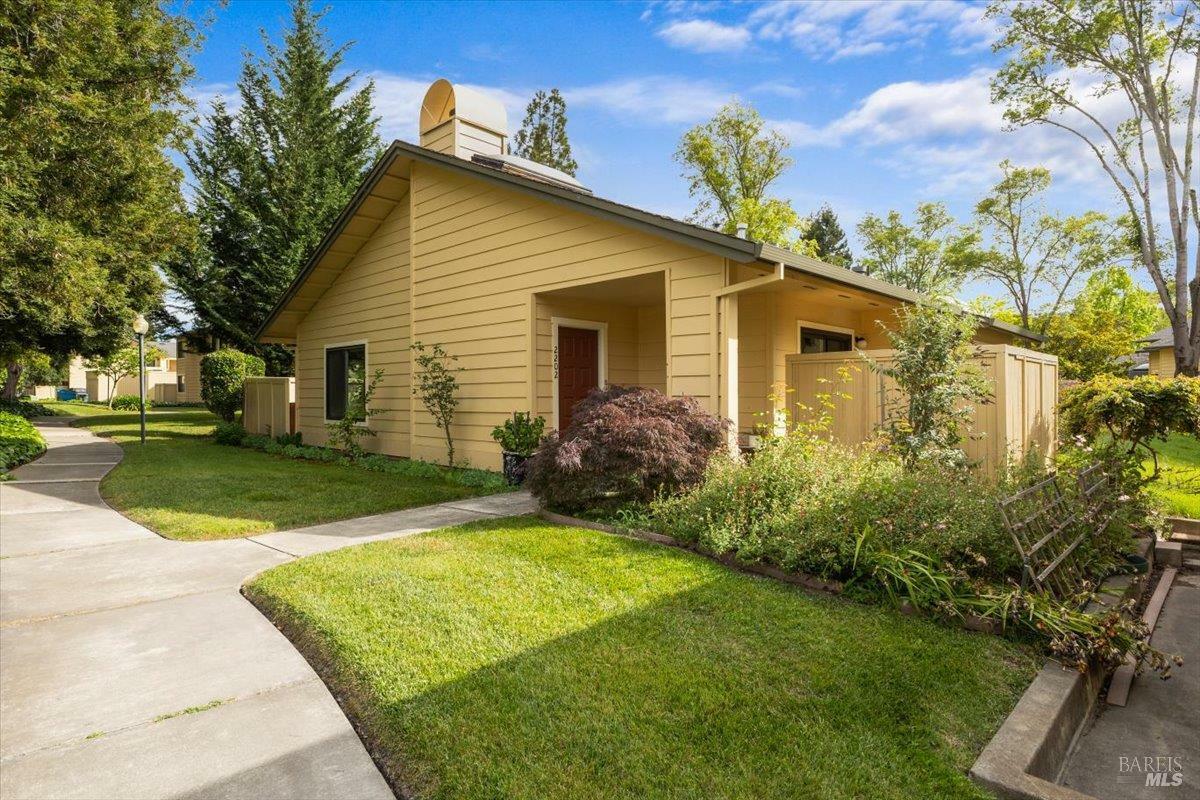 Property Photo: 2202 Woodlake Drive CA 95405