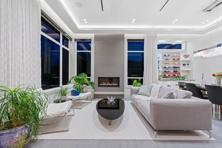 Photo de la propriété: 6285 Leibly Avenue BC V5E 3C7