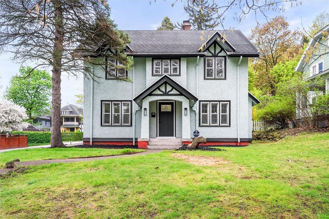 Property Photo:  202 Crosman Terrace  NY 14620 