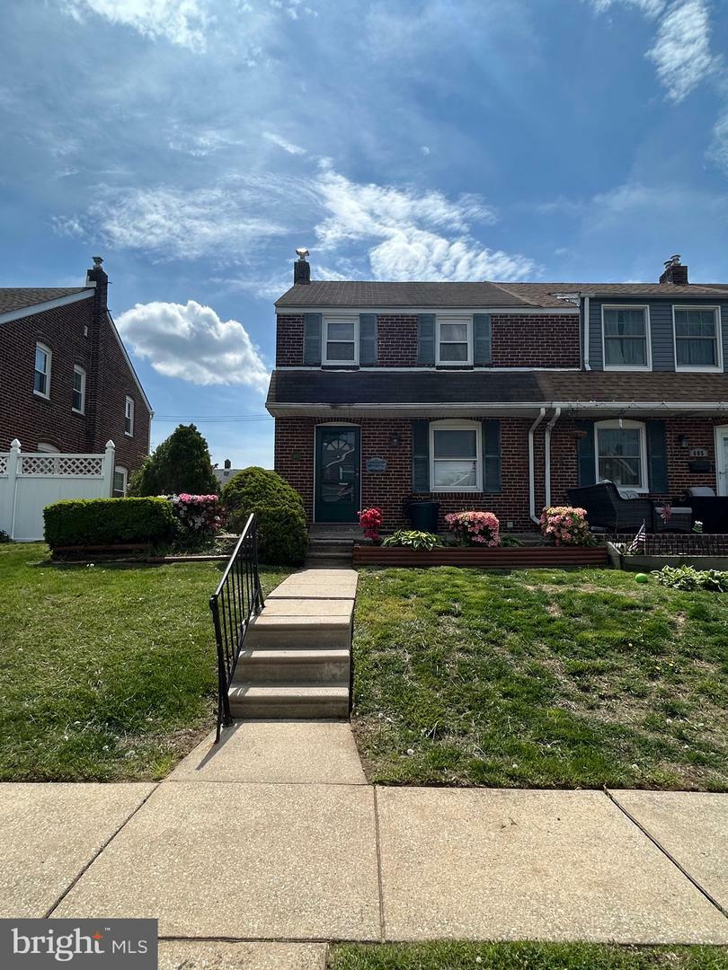 Property Photo:  607 Braxton Road  PA 19078 