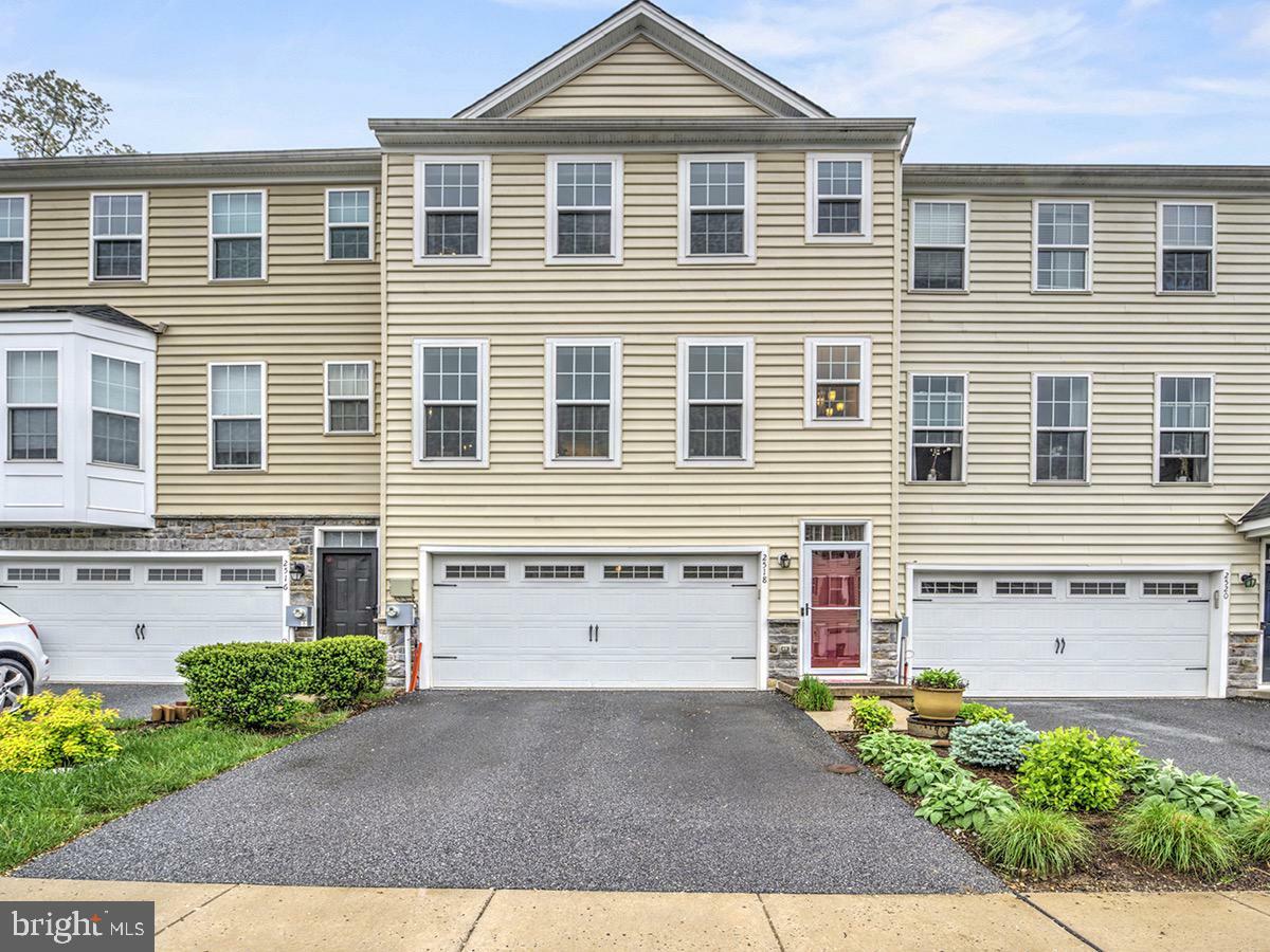 Property Photo: 2518 Marvine Avenue PA 19026