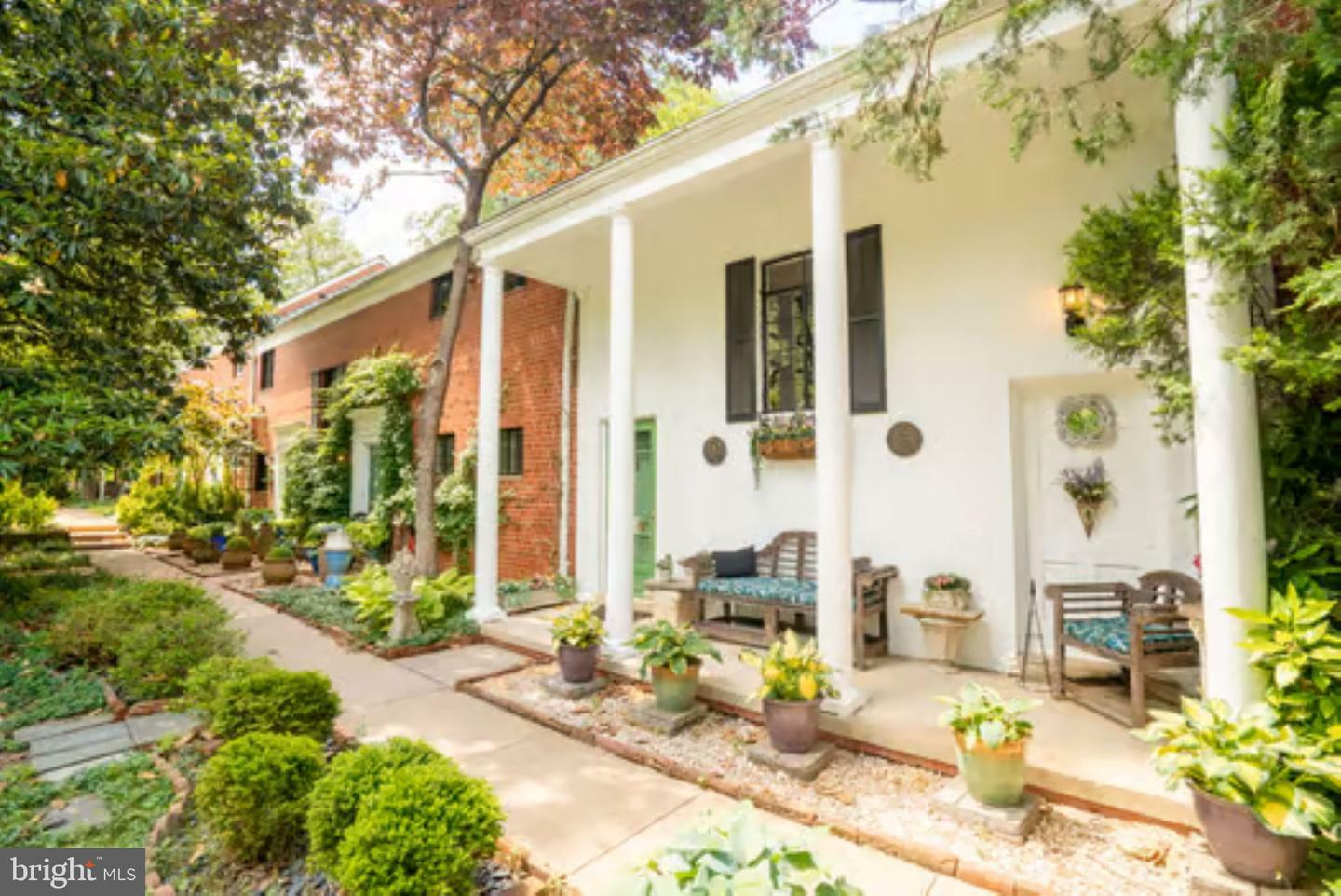 Property Photo: 1647 Preston Road VA 22302