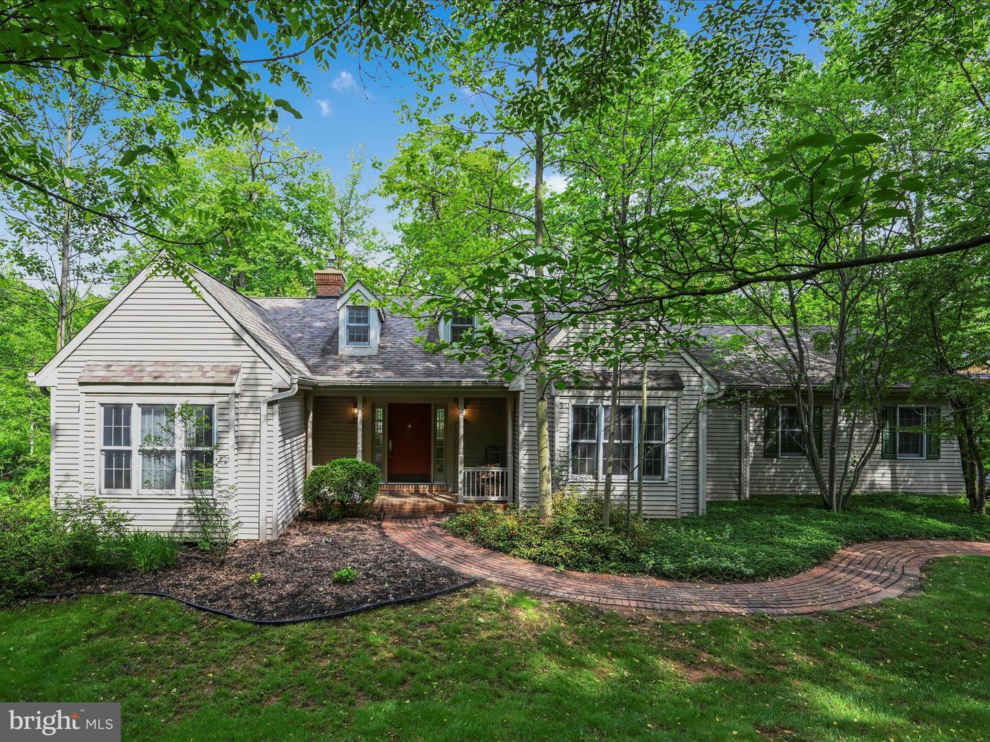 320 N Ridge Rd  Reinholds PA 17569 photo