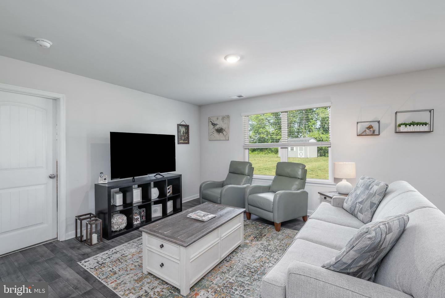 Property Photo:  72 Coral Court  DE 19946 