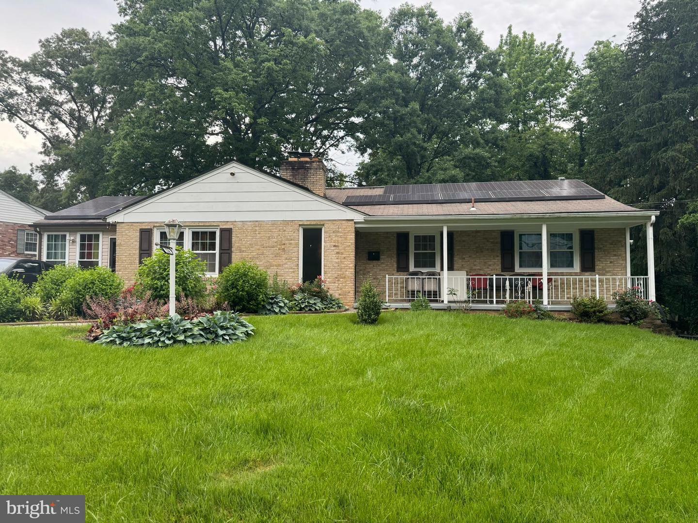 Property Photo: 7114 Lory Lane MD 20706