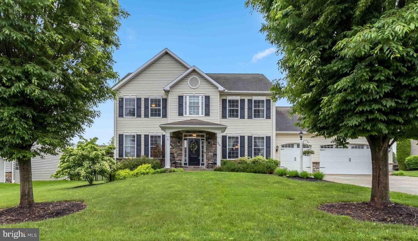207 Dunbar Drive  Mechanicsburg PA 17050 photo