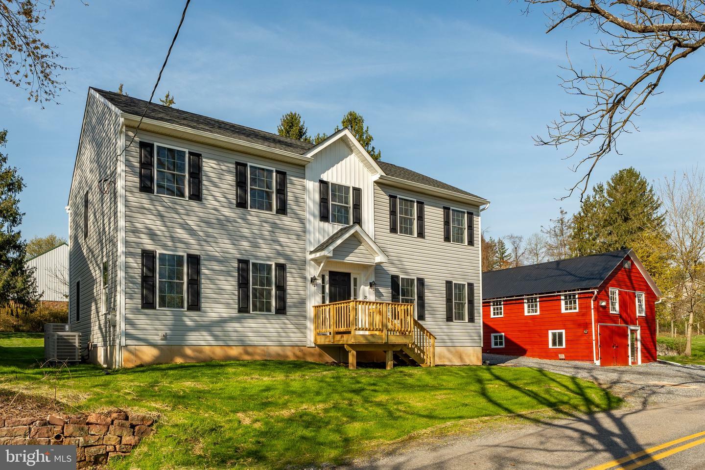 Property Photo: 25 Railroad Street PA 17517