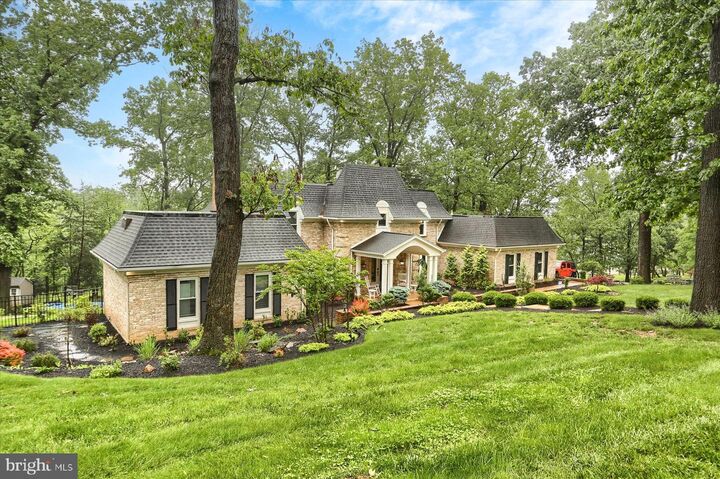 Property Photo: 1715 Mountain View Road PA 17110