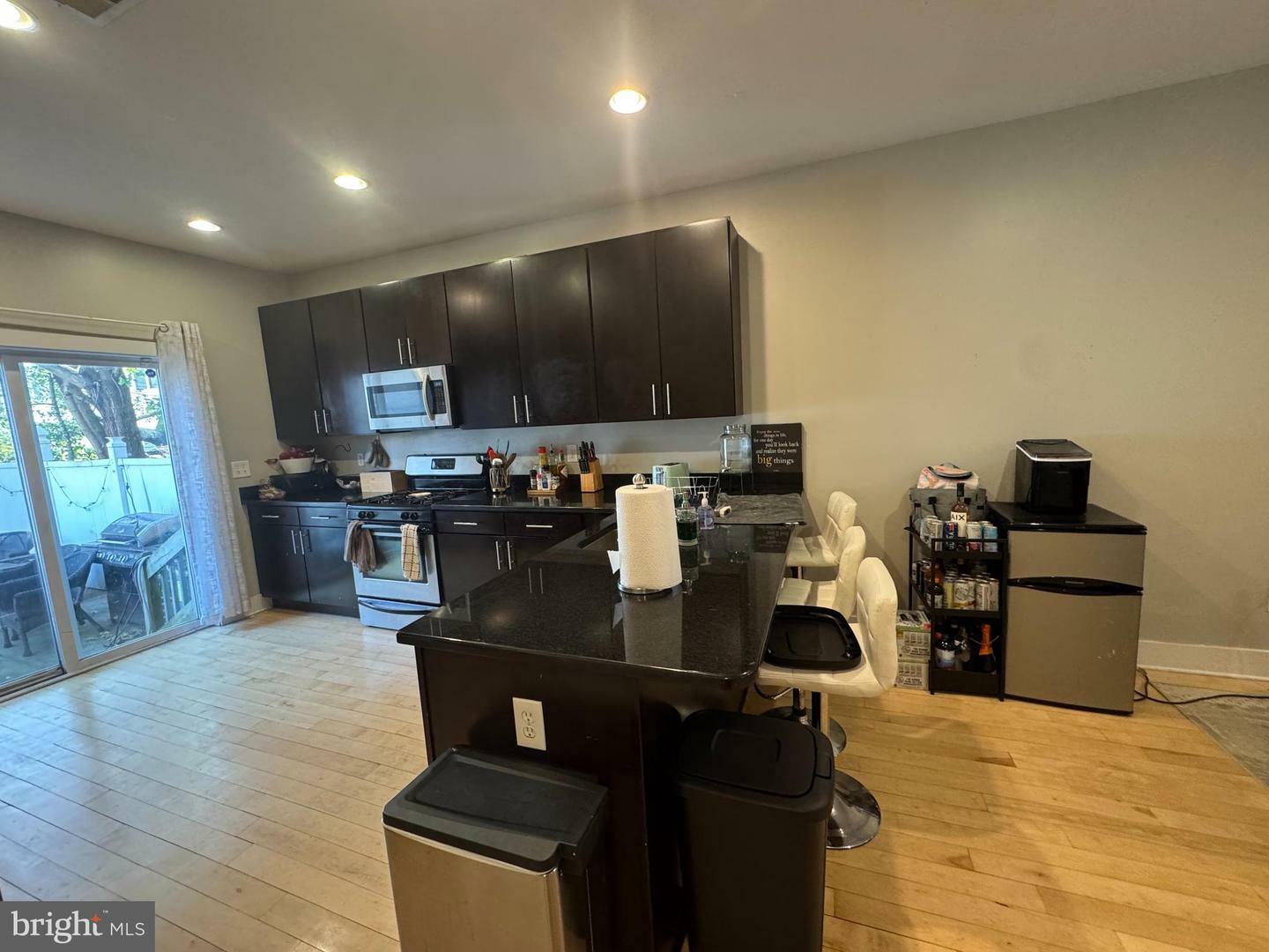 Property Photo: 641 N 12th Street PA 19123