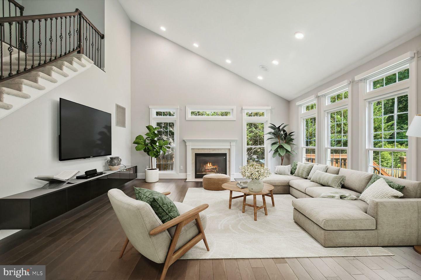 Property Photo: 43801 Timberbrooke Place VA 20147