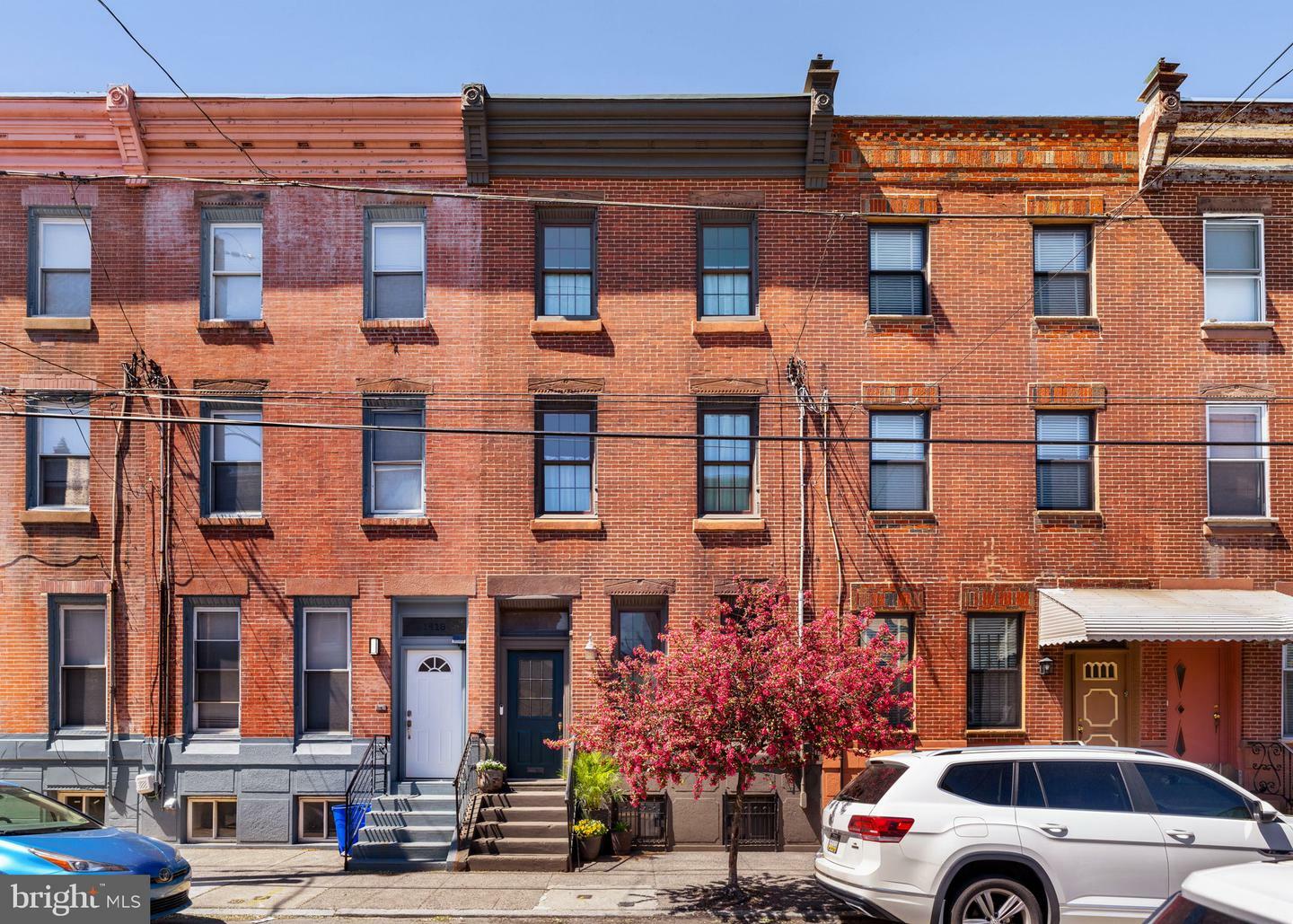 Property Photo: 1416 S 9th Street PA 19147