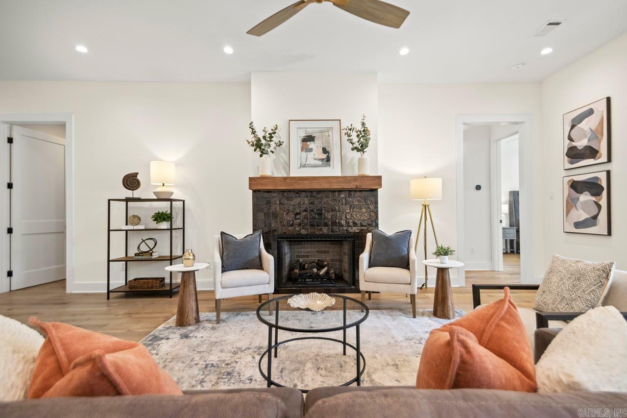 Property Photo: 6518 Kenwood Road AR 72207
