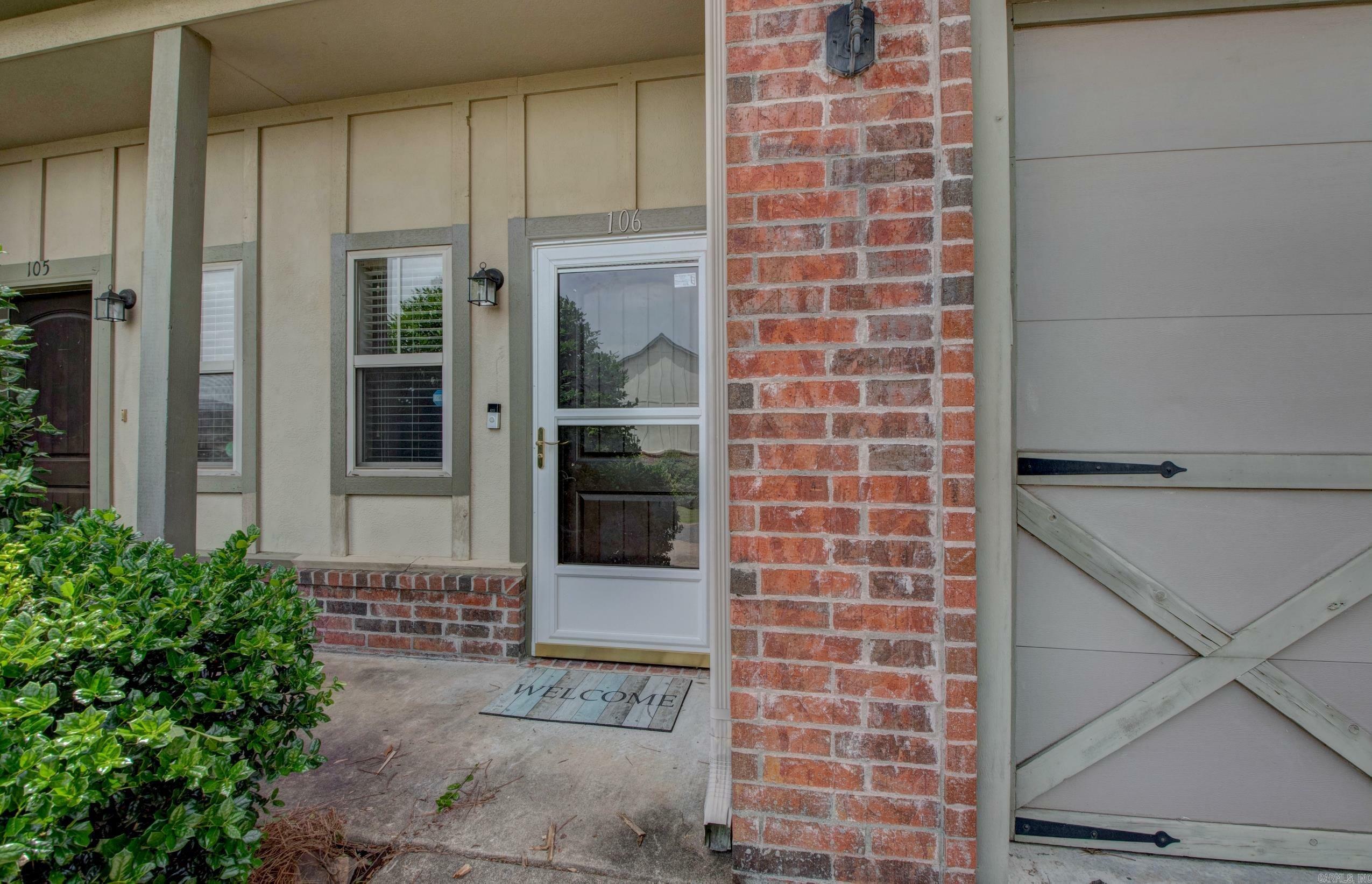 Property Photo: 106 Venezia Ln AR 72113
