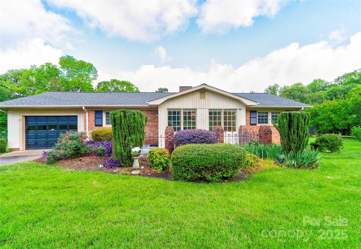 1184 Cambridge Drive  Shelby NC 28152 photo
