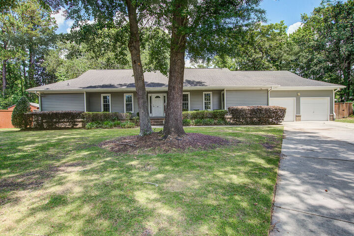 Property Photo: 19 Milano Court SC 29410