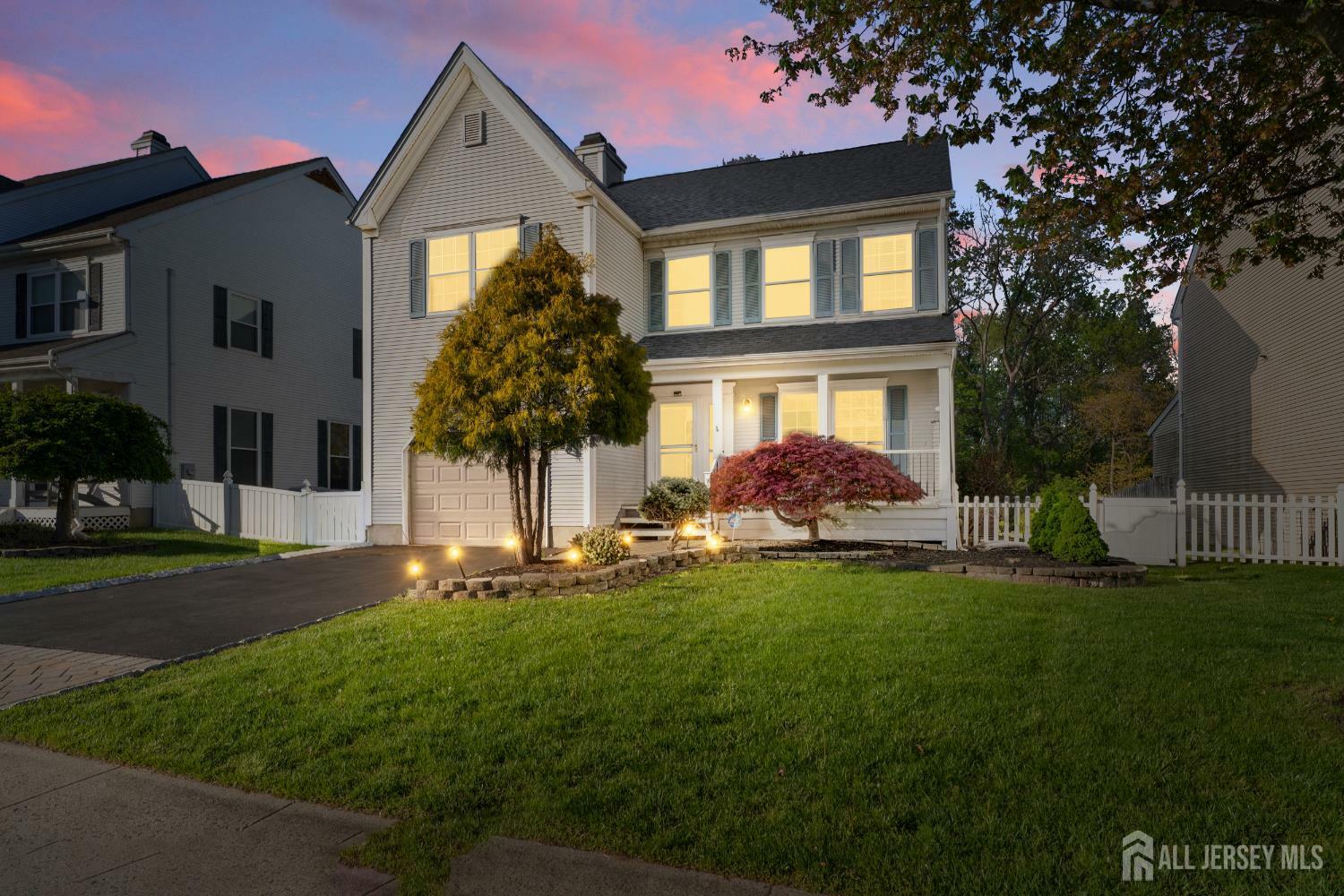 54 Magellan Way  Franklin Twsp NJ 08823 photo