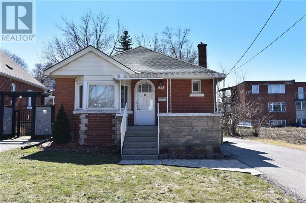Photo de la propriété: 16 Empress Avenue ON L9A 1M2