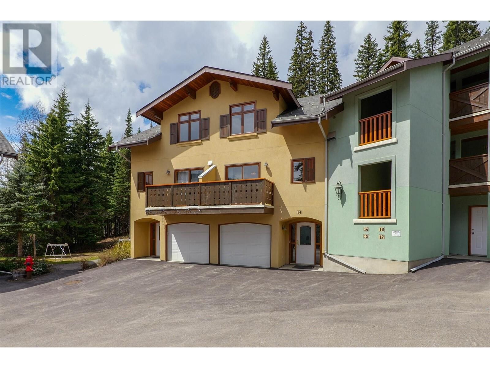 Property Photo: 3320 Village Place 14 BC V0E 5N0