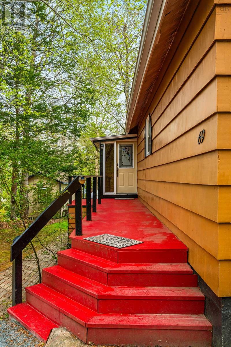 Photo de la propriété: 69 Blue Jay Road NS B4V 2W5