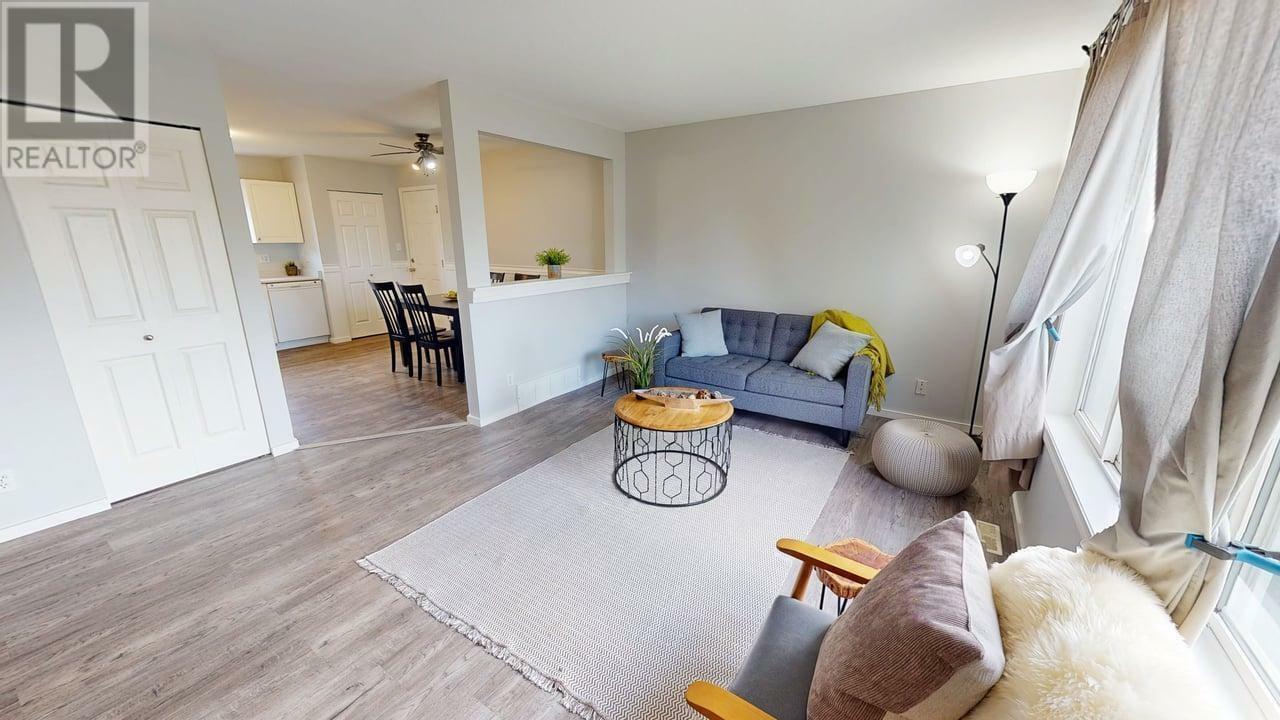 Photo de la propriété: 9607 93 Street BC V1J 5R9