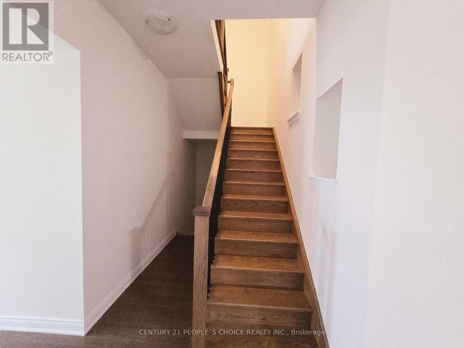 Property Photo: 15 William Crawley Way Upper ON L6H 0Y7