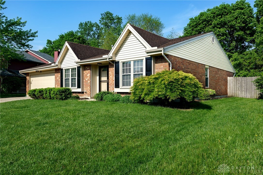 Property Photo: 8851 Davidgate Drive OH 45424