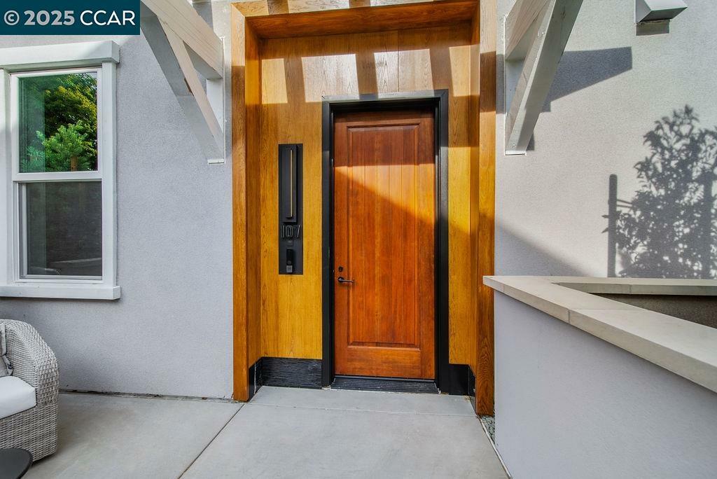 Property Photo: 600 Hartz Ave 103 CA 94526