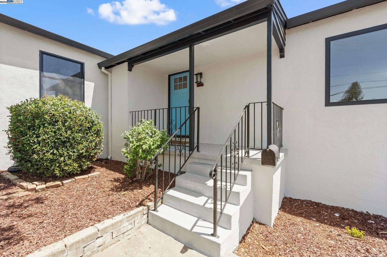 Property Photo:  18878 Brickell Way  CA 94546 