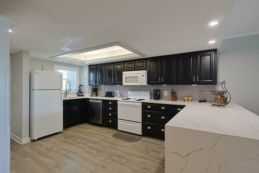 Property Photo: 909 Santa Rosa Boulevard Unit 528 FL 32548