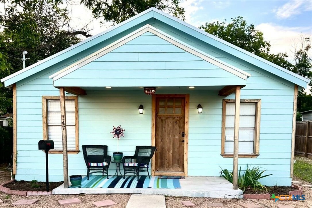 747 Oasis Street  New Braunfels TX 78130 photo