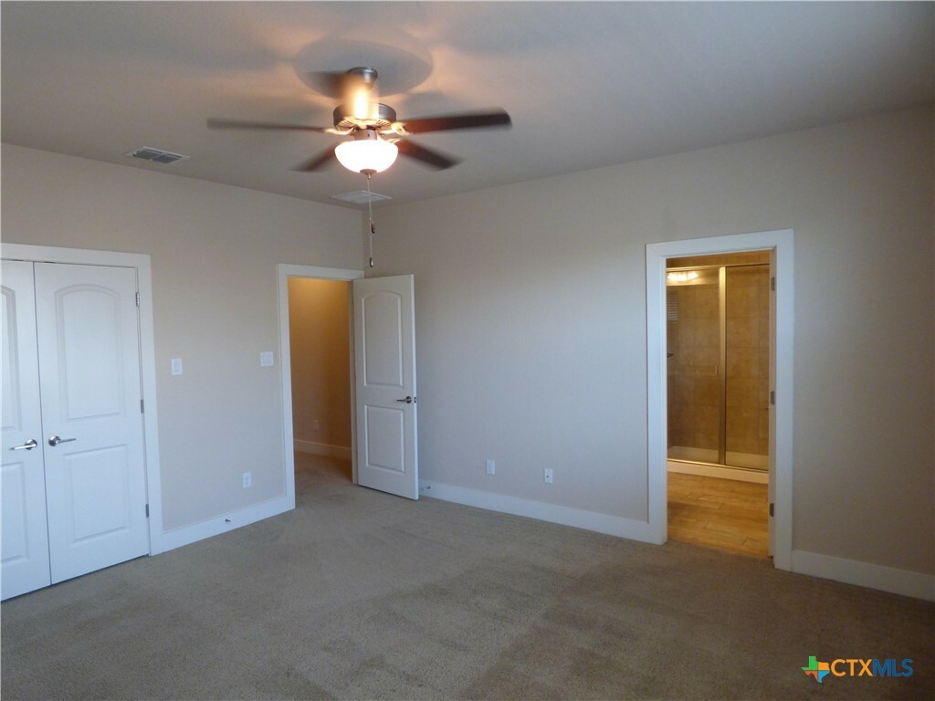 Property Photo: 918 Crystal Brook Cove TX 78130