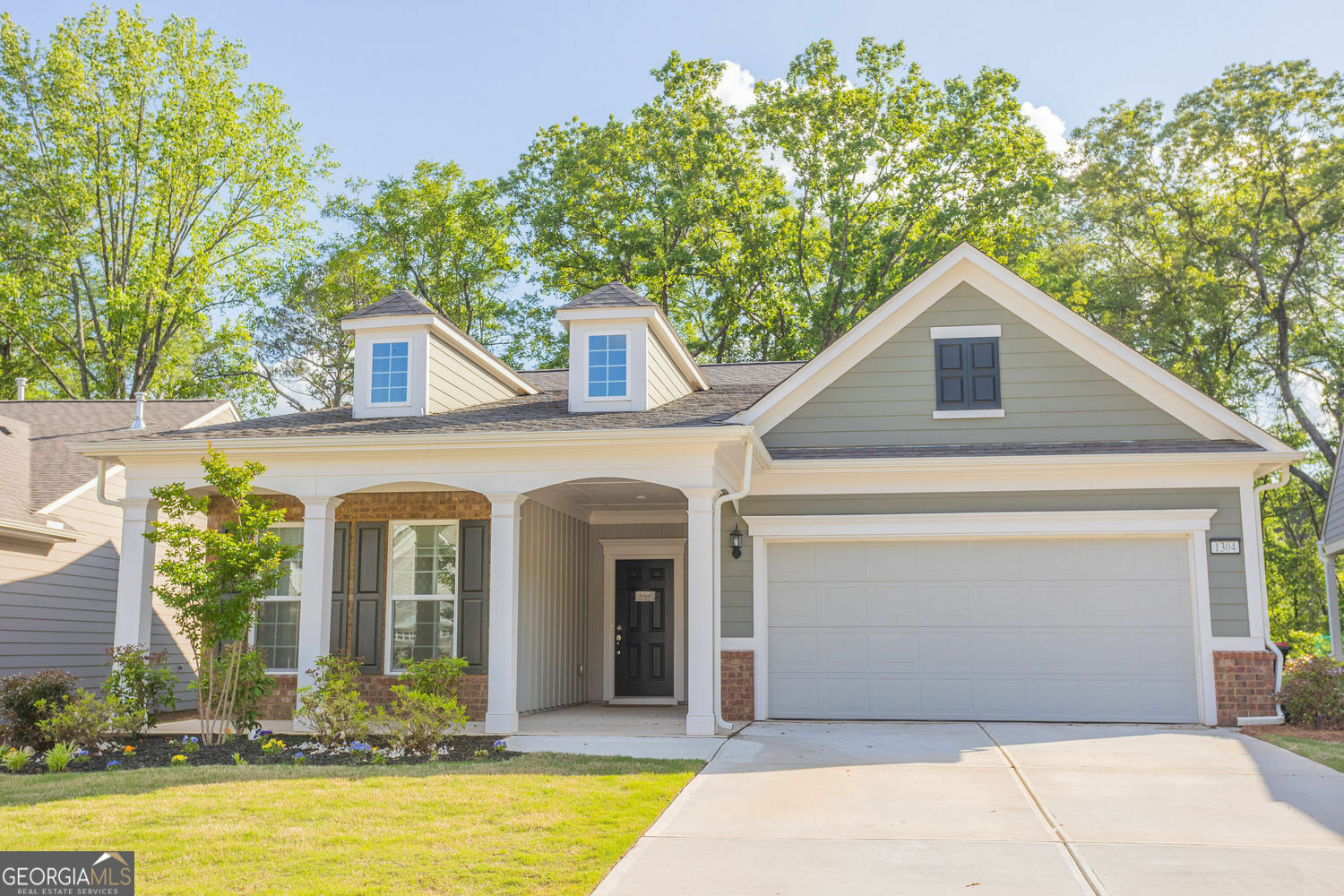 Property Photo: 1304 Bugle Court GA 30223