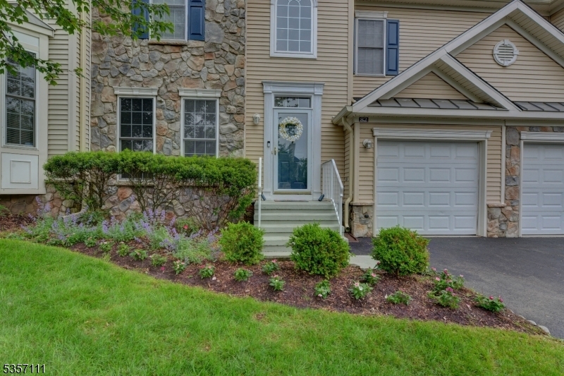Property Photo: 82 Rolling Views Dr NJ 07424