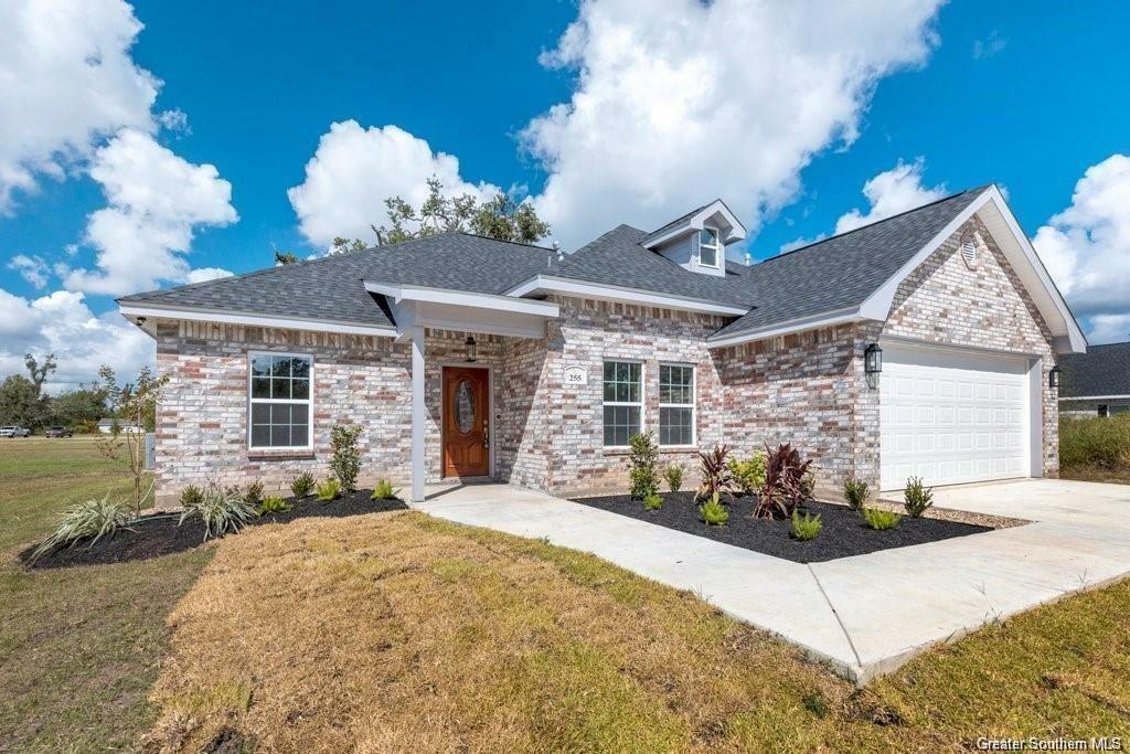 Property Photo: 255 Tommys Lane LA 70615
