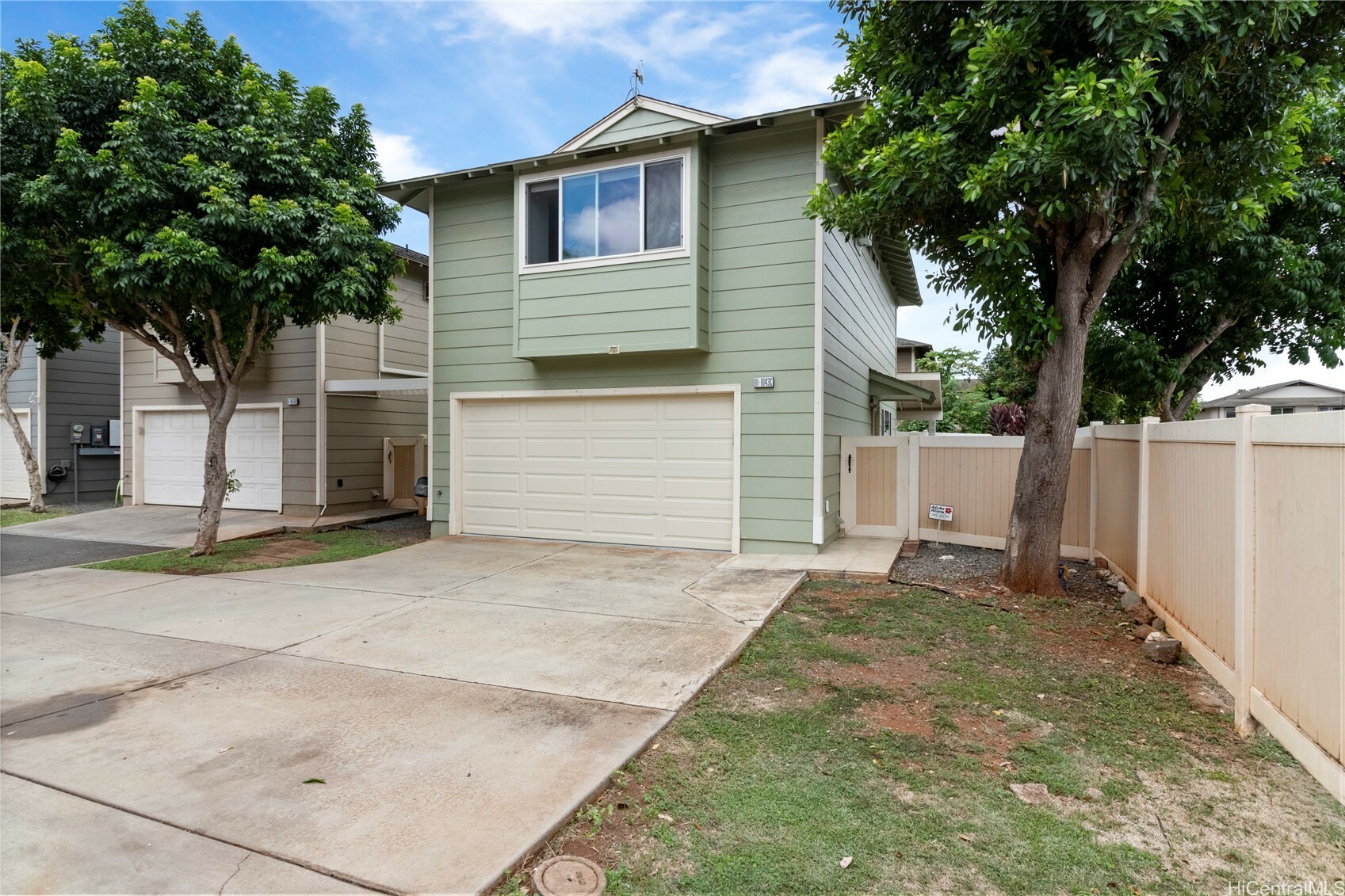 Property Photo: 91-1043 Hoomaka Street 48 HI 96706