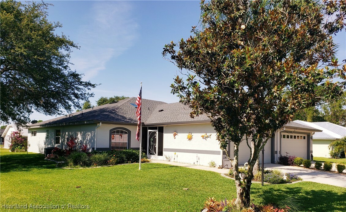 Property Photo: 6401 Matanzas Drive FL 33872