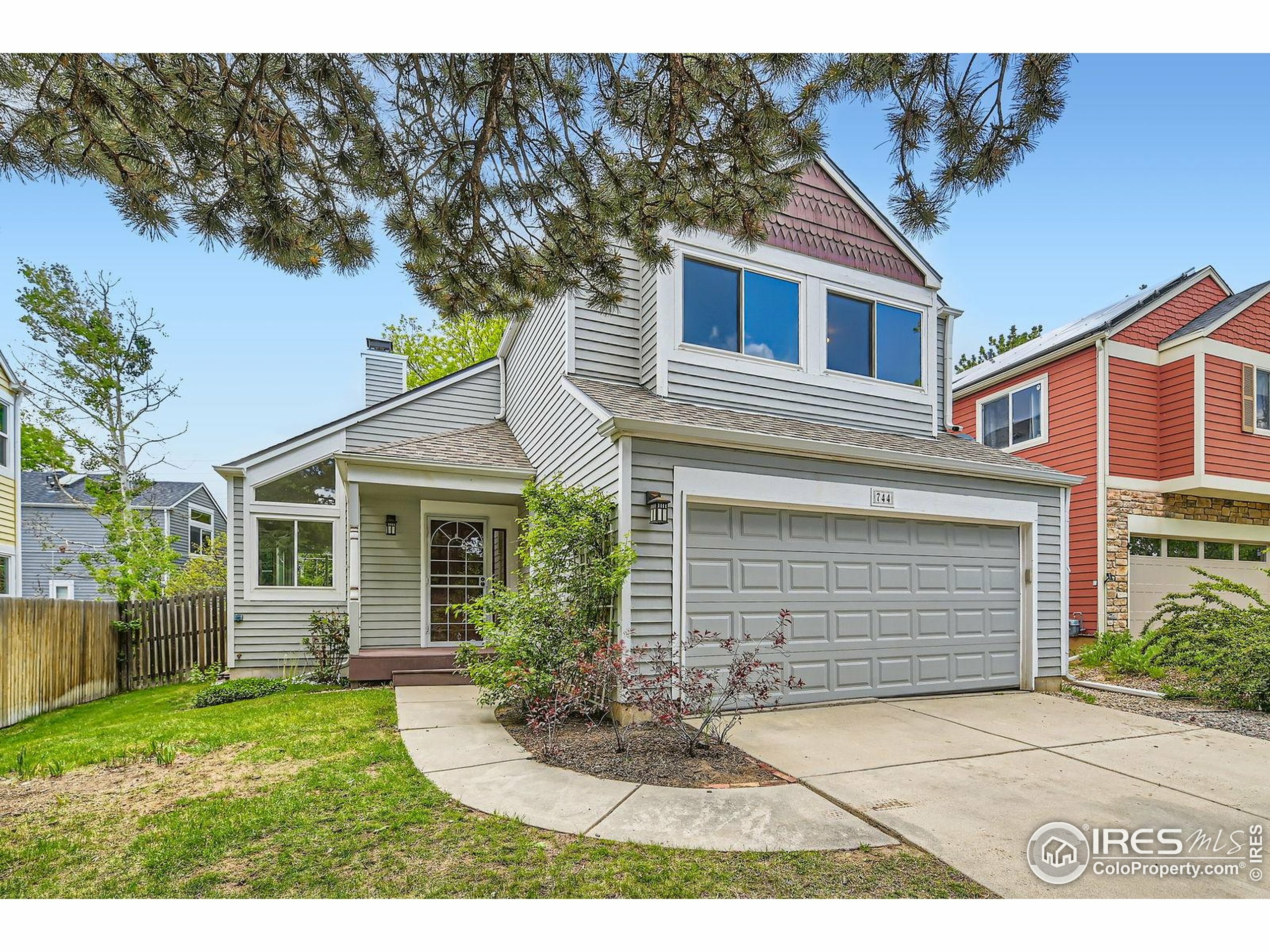 Property Photo: 744 Owl Dr CO 80027
