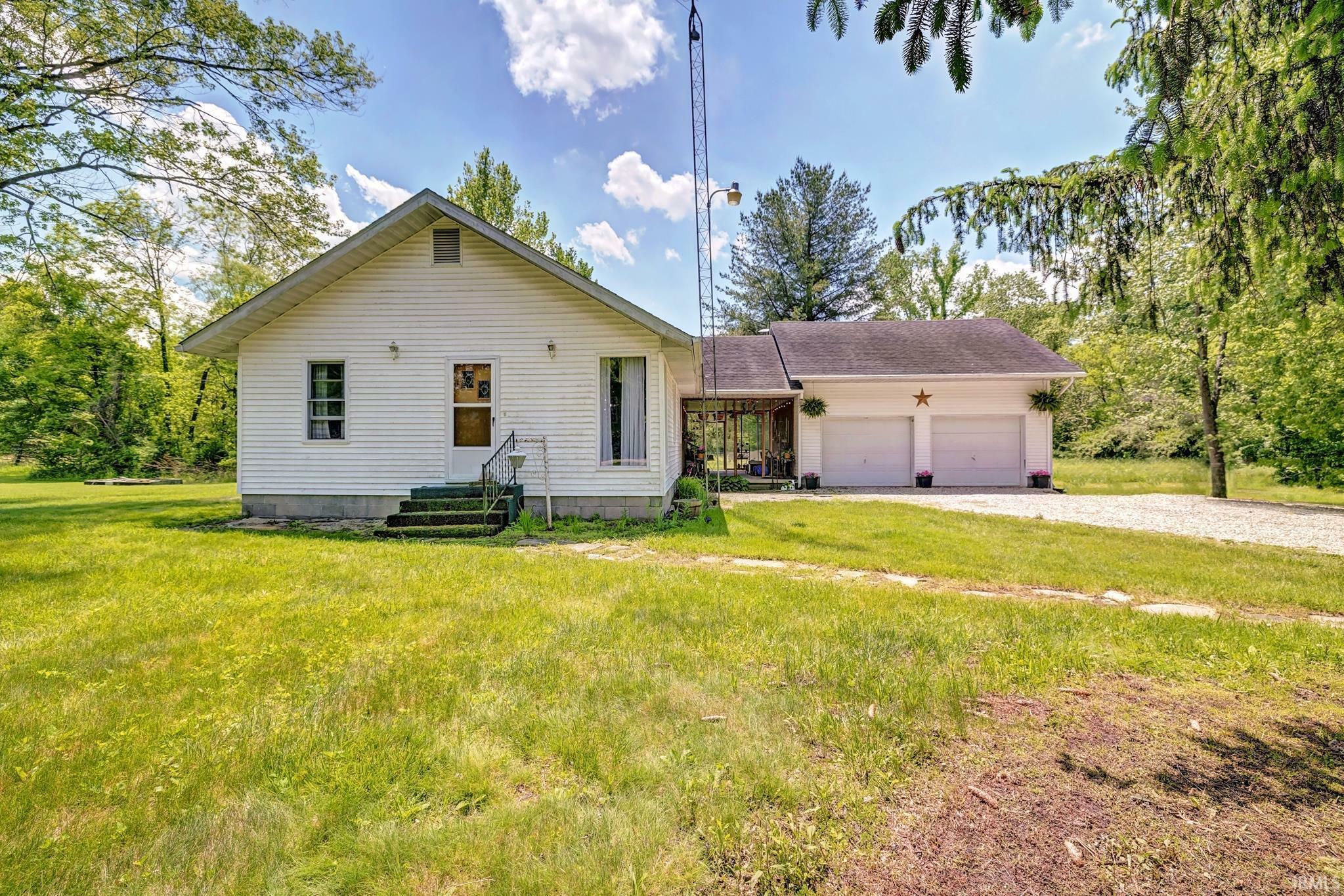 Property Photo: 628 E Sand Hollar Road IN 47424