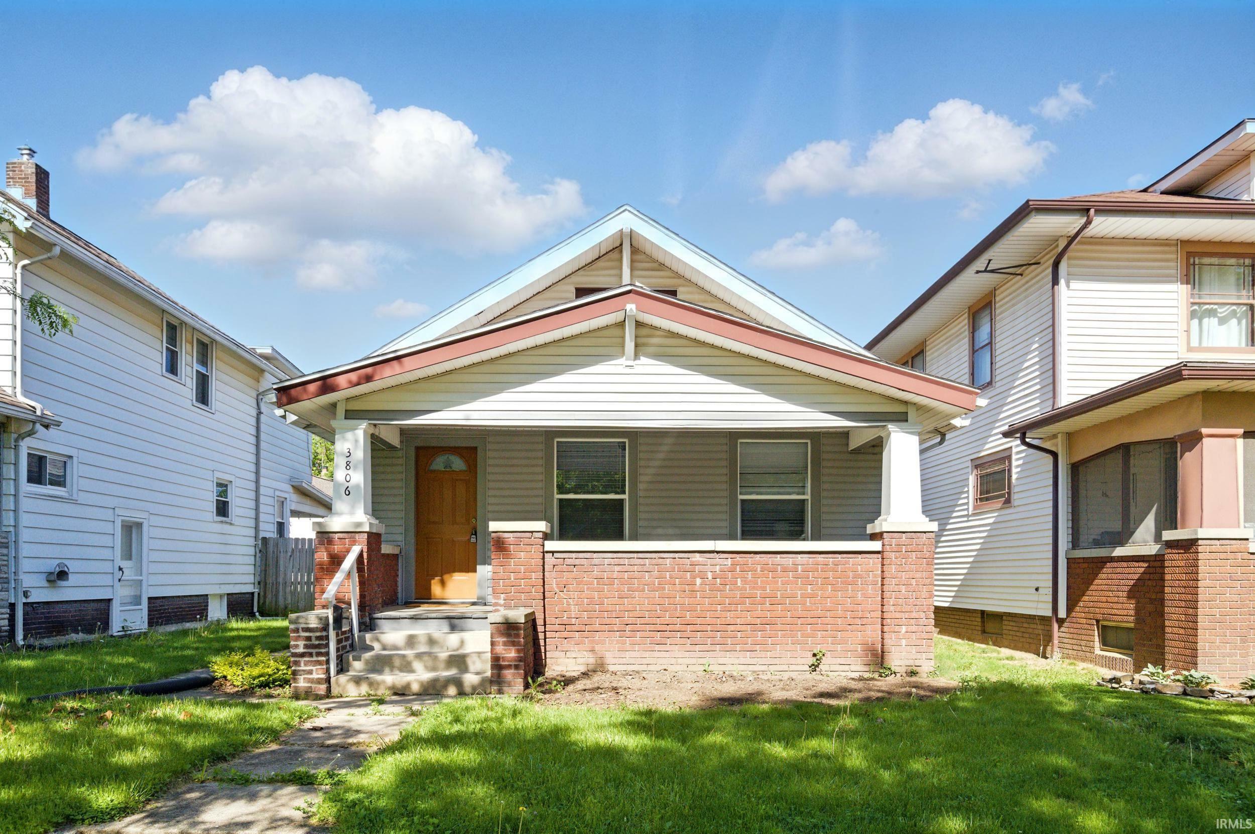Property Photo: 3806 Arlington Avenue IN 46807-2304