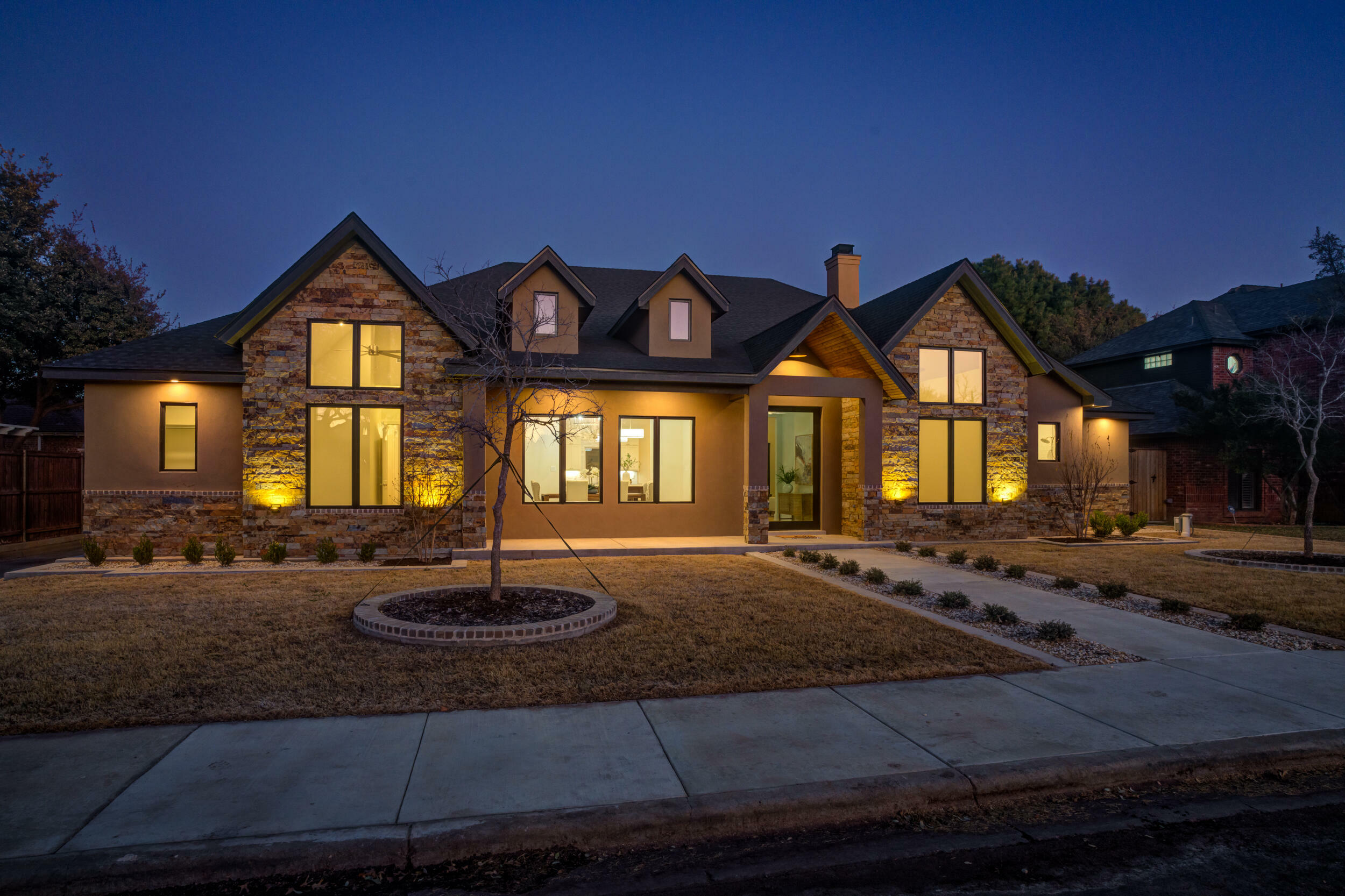 Property Photo: 8209 Richmond Avenue TX 79424