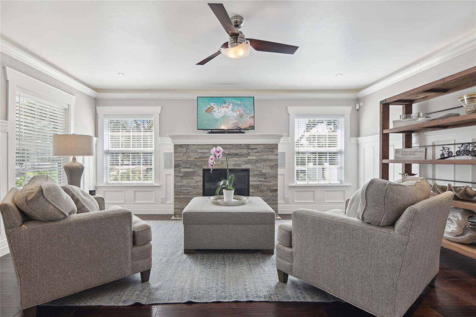 Property Photo: 157 9th Avenue N FL 33701