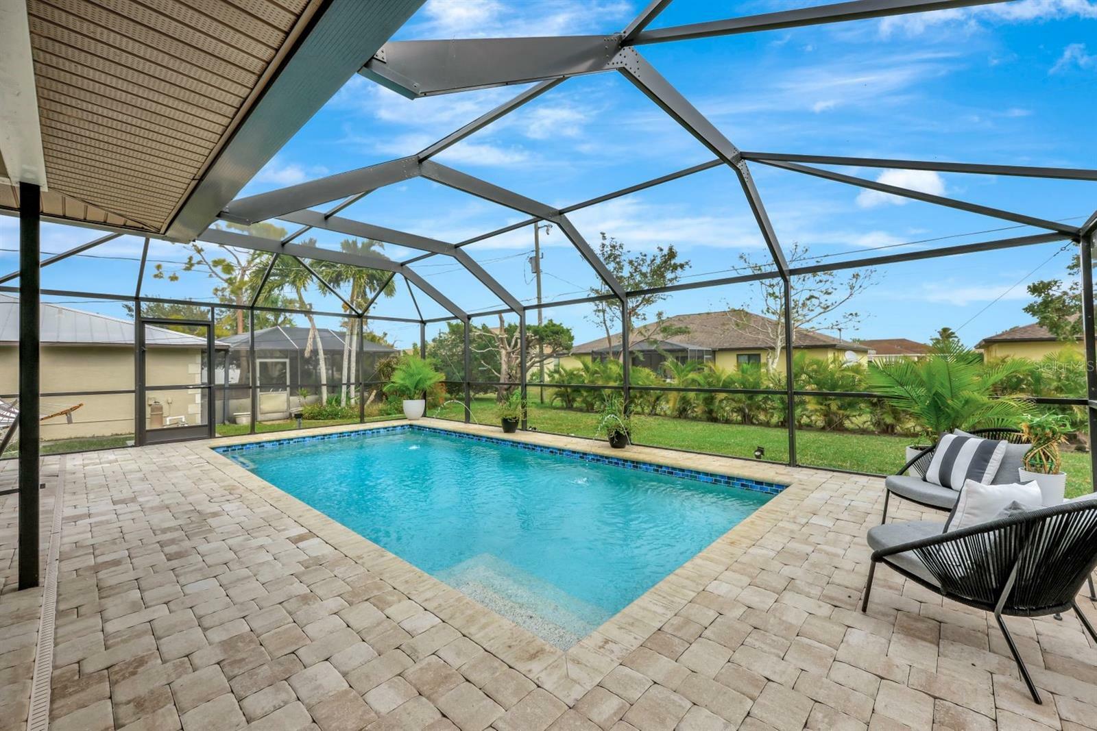 Property Photo: 131 SE 7th Place FL 33990