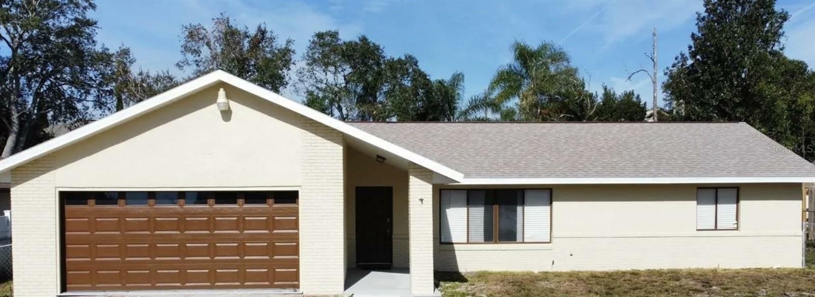 Property Photo: 622 N Goodrich Drive FL 32725