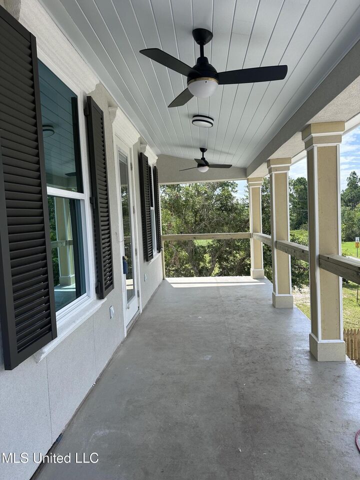 Property Photo: 200 Farrar Lane MS 39576