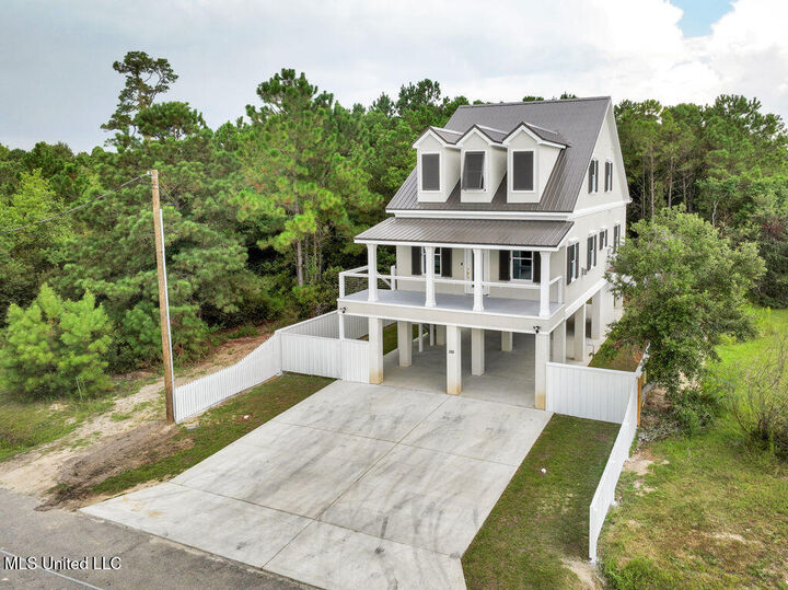 Property Photo:  200 Farrar Lane  MS 39576 