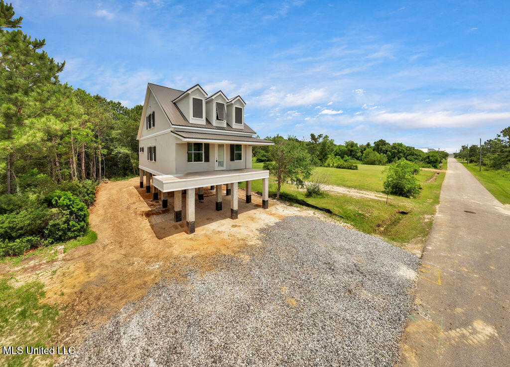 Property Photo: 200 Farrar Lane MS 39576