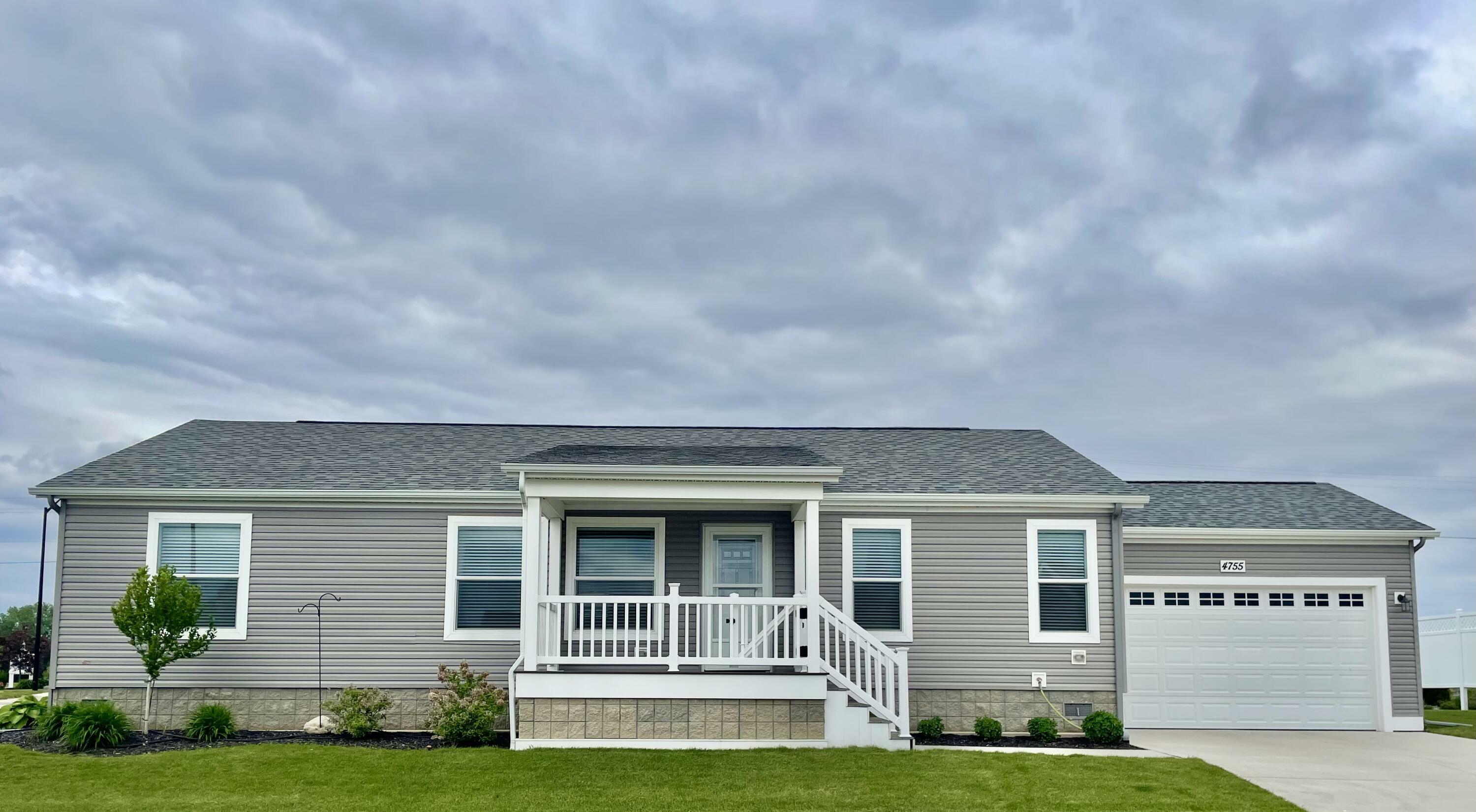 4755 Boulder Drive  Holland MI 49423 photo